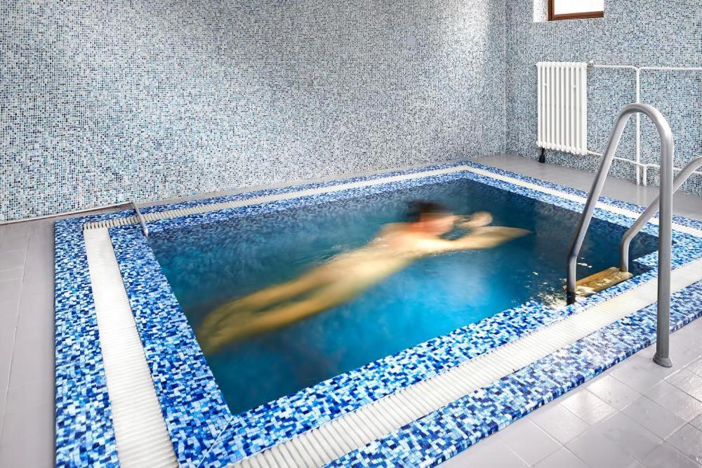 Wellness Hotel Orlik Kozarovice Exterior photo