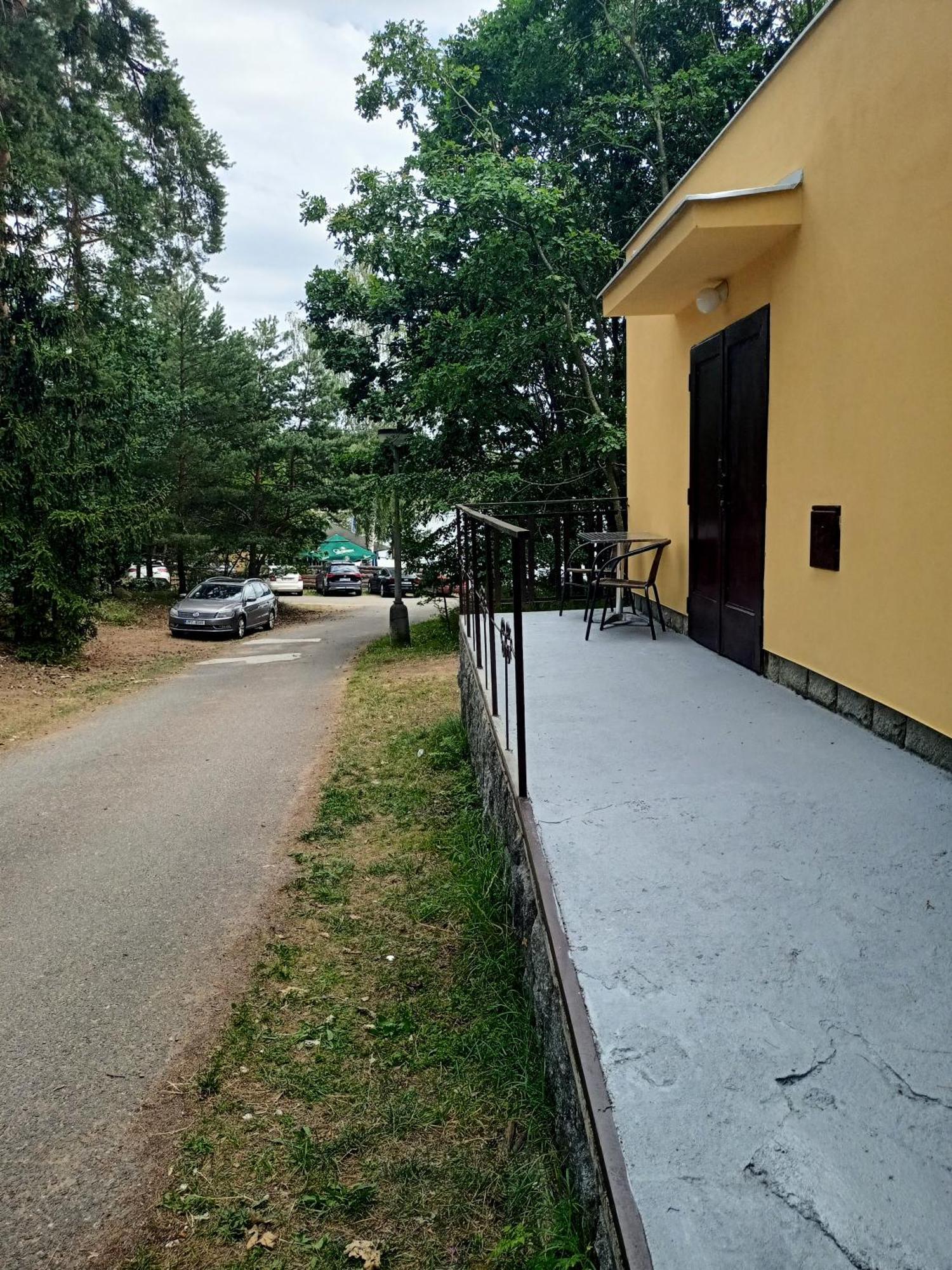 Wellness Hotel Orlik Kozarovice Exterior photo